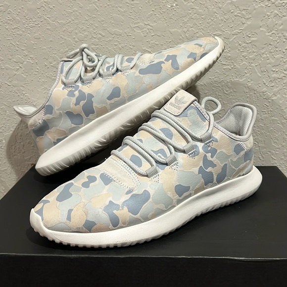 Adidas - Picture 2 of 5